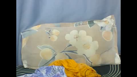 Snapshot of blessed_squiterr chatting on February 10, 3:10 am ann online show from February 10, 3:10 am