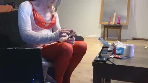 xd cumslut online show from September 15, 5:13 pm