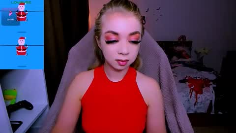 Nicole online show from December 20, 11:39 am