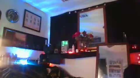Snapshot of blissful614380763 chatting on May 19, 10:05 pm blissful614380763 online show from May 19, 10:05 pm