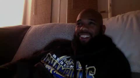 blksurfher online show from December 16, 5:01 am