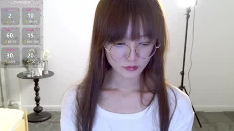 YoYo online show from December 9, 1:02 pm