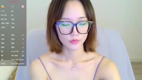 YoYo online show from October 4, 6:11 am