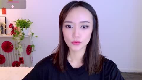 YoYo online show from April 2, 4:37 pm