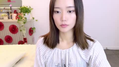 YoYo online show from April 3, 4:49 pm