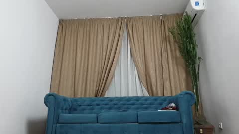 Snapshot of blond_god chatting on December 22, 10:25 pm Andreas online show from December 22, 10:25 pm