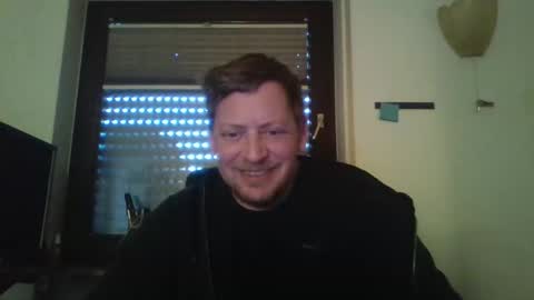 blonde32m online show from October 11, 5:28 am