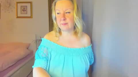 Nicole online show from January 10, 5:15 am