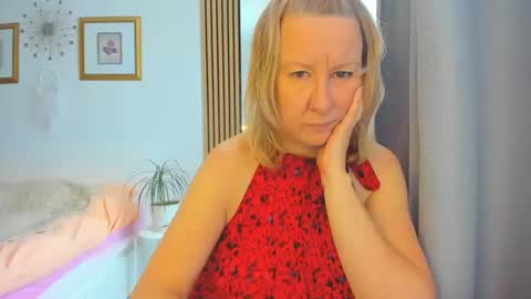 Nicole online show from February 20, 7:01 am