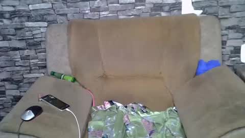 Snapshot of blonde_creamy chatting on July 8, 5:06 pm blonde_creamy online show from July 8, 5:06 pm