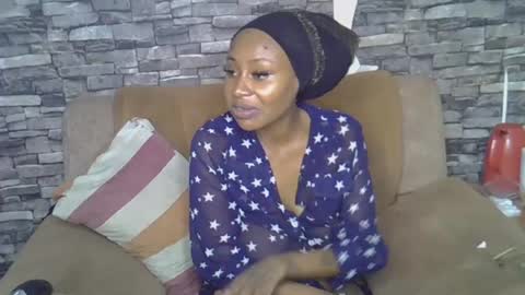 Snapshot of blonde_creamy chatting on July 13, 10:45 pm blonde_creamy online show from July 13, 10:45 pm