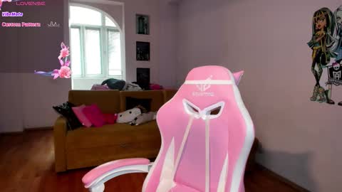 Elisa online show from October 27, 6:17 am