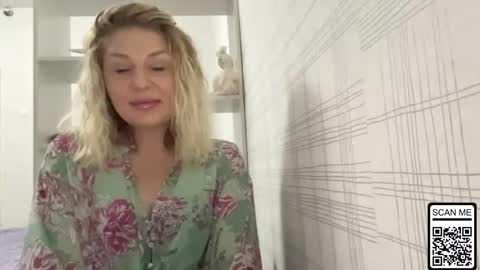 blondie_xoxoxo online show from November 8, 9:46 pm