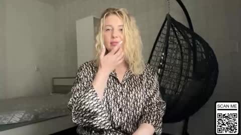 blondie_xoxoxo online show from May 26, 11:39 am