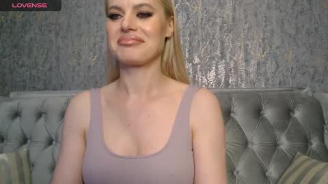 Helen online show from March 12, 8:31 pm