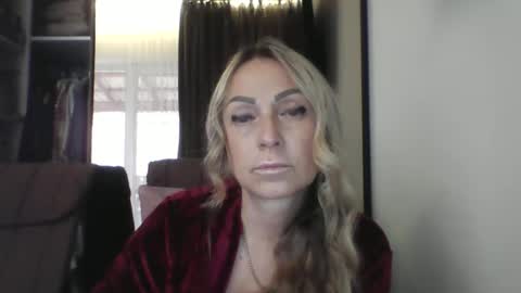 Iren online show from October 14, 8:26 am