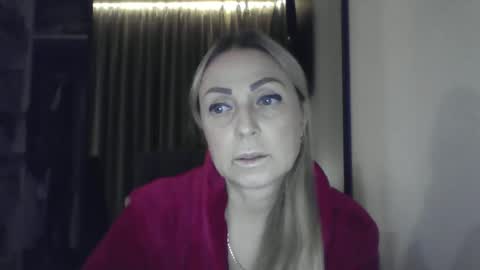 Iren online show from November 6, 3:02 pm