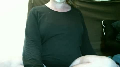 Snapshot of blondmilf484438 chatting on March 2, 4:47 pm soraya online show from March 2, 4:47 pm