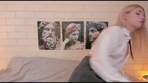 Snapshot of blondy_fina chatting on October 14, 4:57 am blondy_fina online show from October 14, 4:57 am