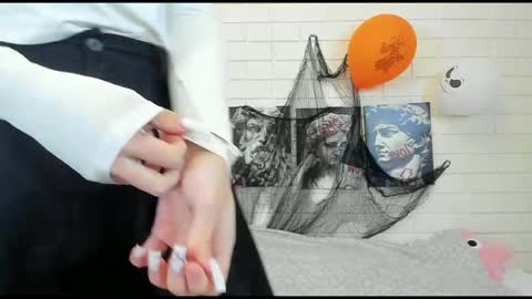 Snapshot of blondy_fina chatting on November 5, 4:45 am blondy_fina online show from November 5, 4:45 am