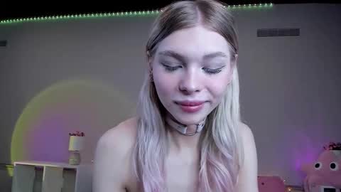 blondy_fina online show from March 14, 11:48 am