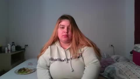 Snapshot of blondyliciousx chatting on February 3, 4:25 am katartistic name online show from February 3, 4:25 am
