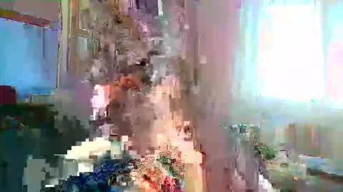 Snapshot of blowlena999 chatting on December 3, 9:07 am blowlena999 online show from December 3, 9:07 am