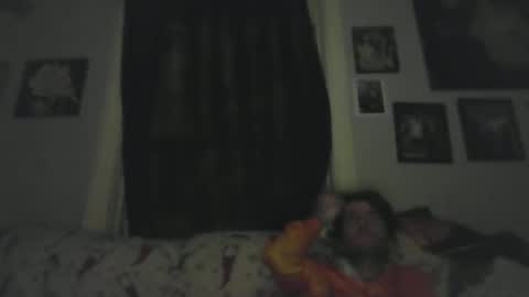 Snapshot of blowme19866 chatting on January 22, 1:10 am blowme19866 online show from January 22, 1:10 am