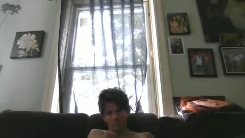 Snapshot of blowme19866 chatting on February 9, 8:24 pm blowme19866 online show from February 9, 8:24 pm