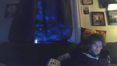 Snapshot of blowme19866 chatting on February 26, 11:26 pm blowme19866 online show from February 26, 11:26 pm