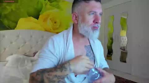 Nico online show from April 3, 6:55 am