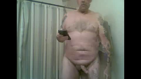 Snapshot of blue2008 chatting on December 4, 9:35 pm blue2008 online show from December 4, 9:35 pm