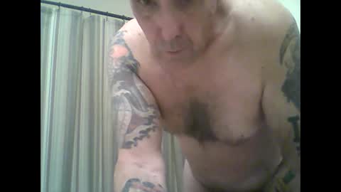 Snapshot of blue2008 chatting on January 22, 6:20 pm blue2008 online show from January 22, 6:20 pm