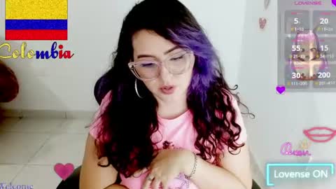 Snapshot of blue_dance chatting on August 9, 4:50 am susan online show from August 9, 4:50 am