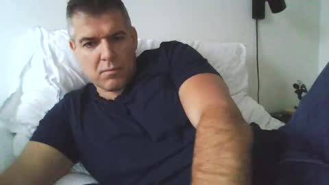 Snapshot of blue_eye_hot_dick chatting on March 2, 8:32 am blue_eye_hot_dick online show from March 2, 8:32 am