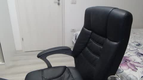 Juliet online show from January 14, 6:13 pm