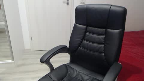 Juliet online show from March 18, 5:27 pm