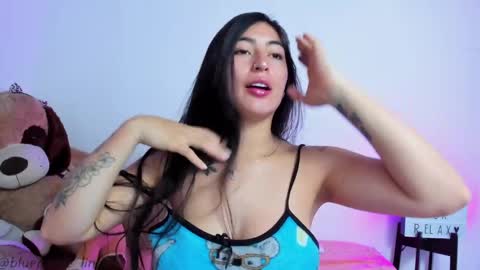 Linda  online show from April 8, 1:44 pm