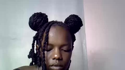 blue_savagee online show from October 20, 9:37 pm