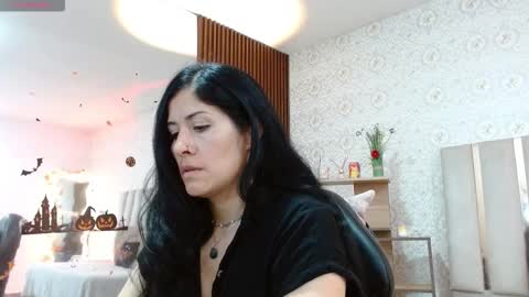 blue_tay1 online show from November 5, 11:54 am