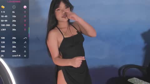 Snapshot of blue_warrior chatting on October 11, 5:17 am Blue online show from October 11, 5:17 am