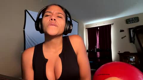 blueaby1 online show from October 9, 8:07 pm