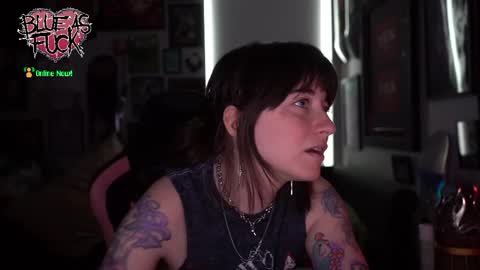 Blue online show from April 11, 12:26 am