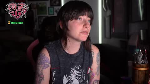 Blue online show from April 18, 1:31 am