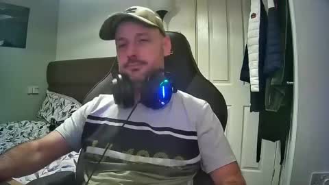 Snapshot of bluebirdflame1 chatting on January 10, 2:57 am bluebirdflame1 online show from January 10, 2:57 am