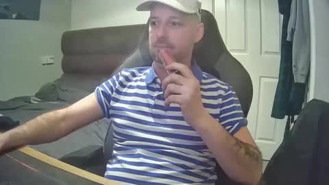 Snapshot of bluebirdflame1 chatting on February 13, 6:41 am bluebirdflame1 online show from February 13, 6:41 am