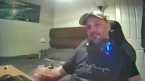 Snapshot of bluebirdflame1 chatting on March 12, 6:18 am bluebirdflame1 online show from March 12, 6:18 am