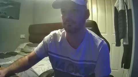 Snapshot of bluebirdflame1 chatting on January 7, 12:13 am bluebirdflame1 online show from January 7, 12:13 am