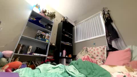 Snapshot of bluebloodednorsewitch chatting on February 20, 11:38 pm bluebloodednorsewitch online show from February 20, 11:38 pm