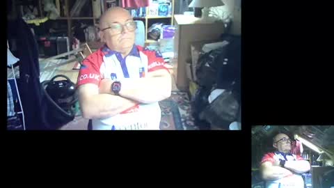 Snapshot of bluebox65 chatting on September 14, 12:59 pm bluebox65 online show from September 14, 12:59 pm